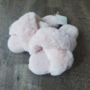 Halluci Slippers